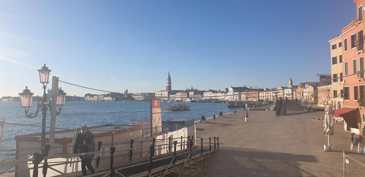 Beatiful Modern Flat Venice Centre With Private Lounge Green Area Relax מראה חיצוני תמונה